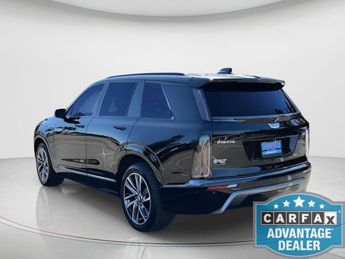 Used 2026 Cadillac Vistiq Sport image 7