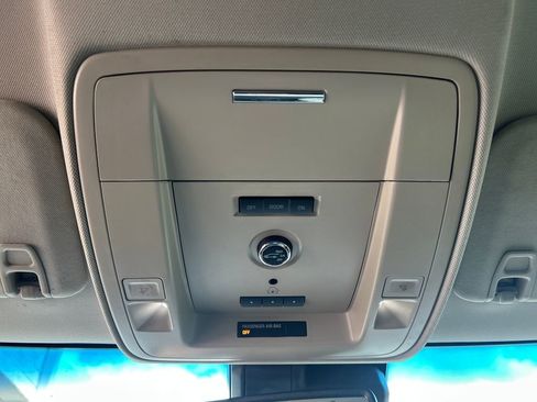 Used 2016 Chevrolet Tahoe LT image 18