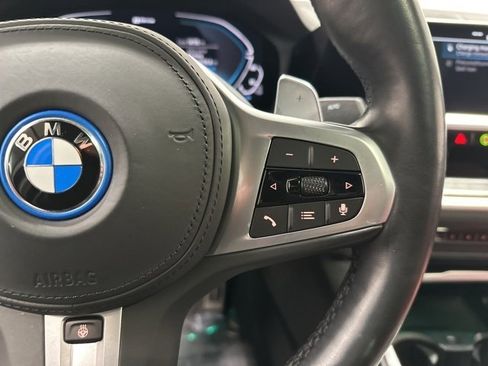 Used 2022 BMW 330e xDrive image 19