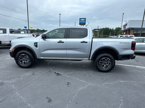 Used 2024 Ford Ranger XLT w/ Equipment Group 301A High RWD image 9