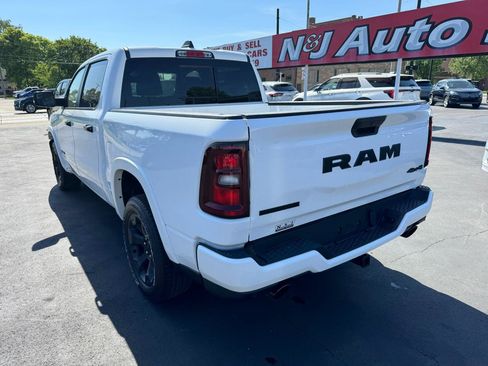 Used 2025 RAM 1500 Big Horn AWD/4WD image 7