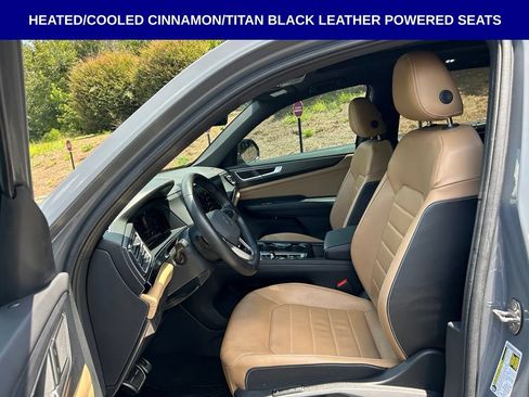 Used 2024 Volkswagen Atlas Cross Sport SEL R-Line AWD/4WD image 5