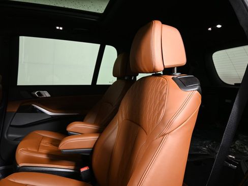 New 2026 BMW X7 xDrive40i w/ Executive Package image 4