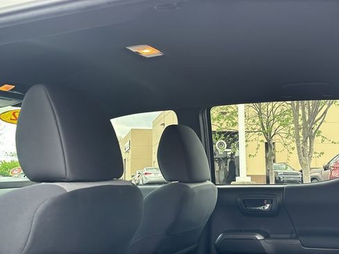 Used 2022 Toyota Tacoma TRD Sport image 33