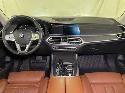 Used 2022 BMW X7 xDrive40i w/ Premium Package image 28