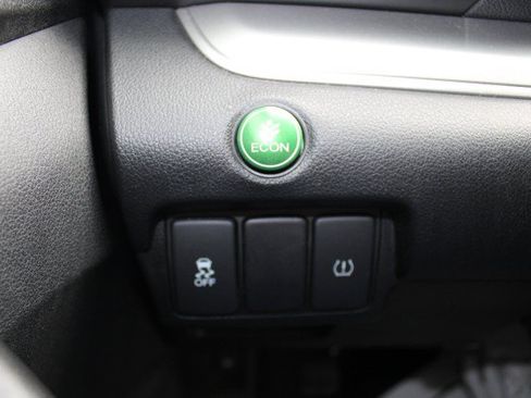 Used 2015 Honda CR-V LX image 14