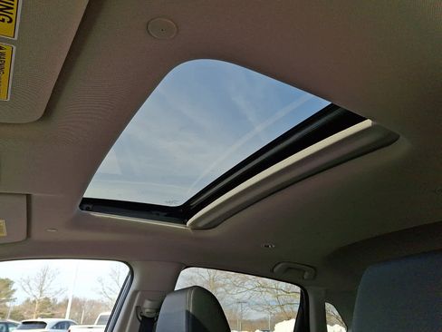 Certified 2026 Honda HR-V EX-L image 15