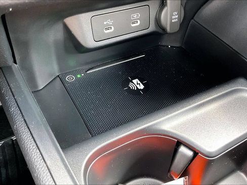 Certified 2025 Acura ADX AWD image 32