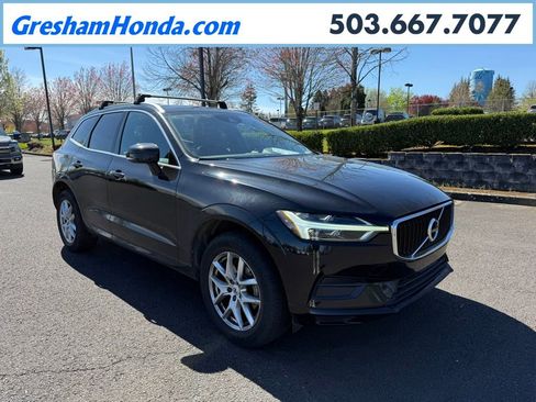 Used 2018 Volvo XC60 T5 Momentum image 1