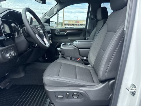 New 2026 GMC Sierra 1500 Elevation image 12
