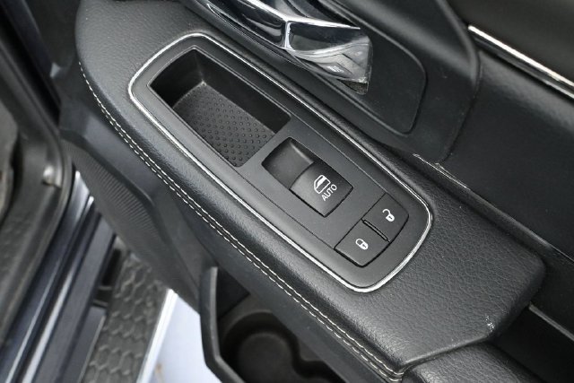 Used 2017 RAM 1500 Sport AWD/4WD image 43