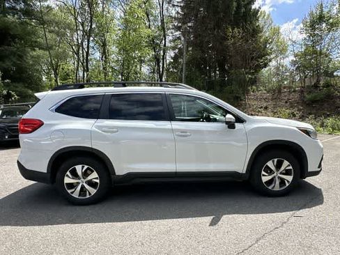 Used 2021 Subaru Ascent Premium w/ Convenience Package AWD/4WD image 3