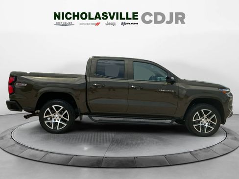 Used 2023 Chevrolet Colorado Z71 w/ Z71 Convenience Package 2 AWD/4WD image 6