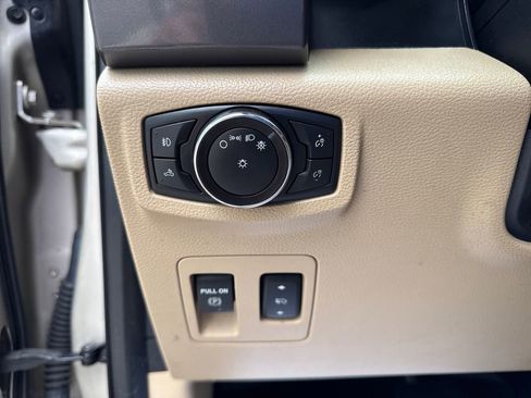 Used 2018 Ford F150 XLT w/ Equipment Group 302A Luxury AWD/4WD image 20
