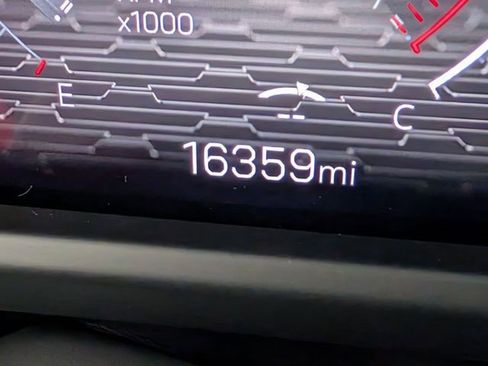 Certified 2024 GMC Acadia AT4 w/ LPO, Floor Liner Package image 19