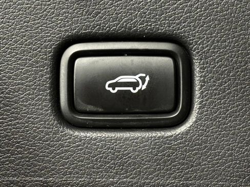 Used 2024 Hyundai Palisade SEL FWD image 23