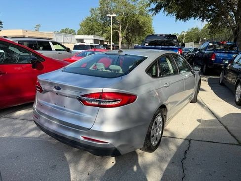 Used 2019 Ford Fusion S FWD image 8