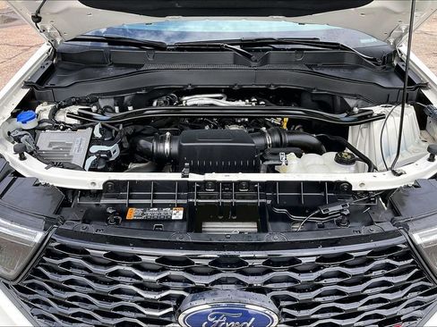 Used 2023 Ford Explorer ST w/ Equipment Group 401A AWD/4WD image 31