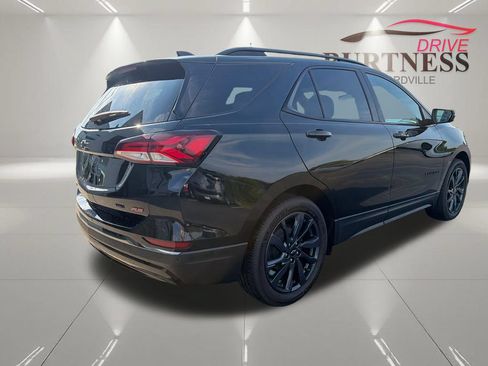 Certified 2022 Chevrolet Equinox RS w/ RS Leather Package AWD/4WD image 8