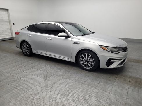 Used 2019 Kia Optima LX w/ LX Premium Package image 11
