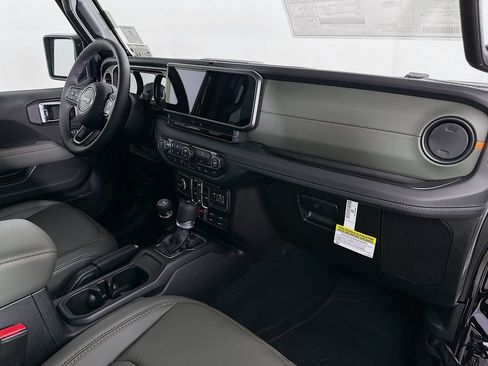 New 2026 Jeep Gladiator Mojave AWD/4WD image 37