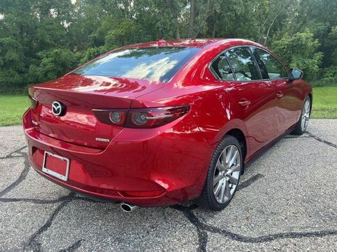 Used 2019 MAZDA MAZDA3 Sedan w/ Premium Package FWD image 4
