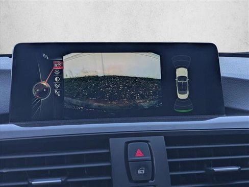 Used 2016 BMW 428i xDrive Convertible image 8