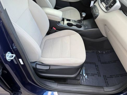 Used 2019 Kia Sorento FWD image 23