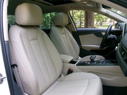 Used 2017 Audi A4 2.0T Premium Plus w/ Premium Plus Package FWD image 23