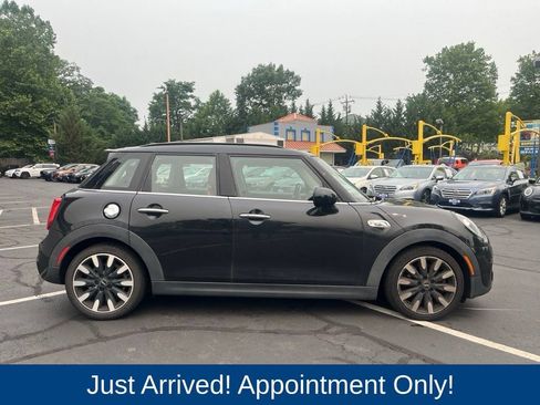 Used 2019 MINI Cooper S FWD image 8