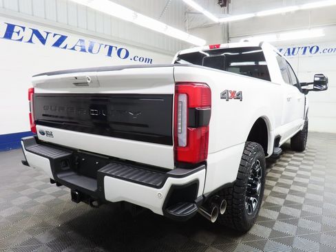 Used 2025 Ford F250 Platinum image 4
