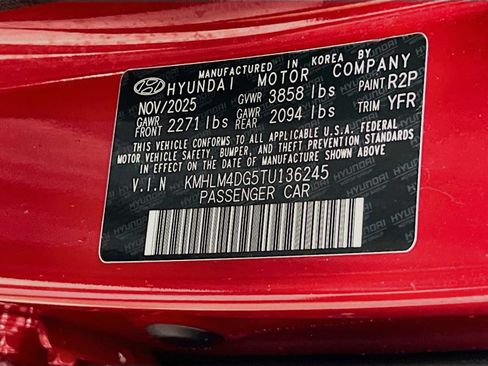 Used 2026 Hyundai Elantra Sport w/ Cargo Package FWD image 31