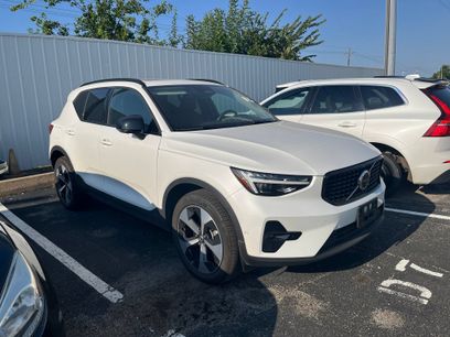 Used 2026 Volvo XC40 B5 Plus