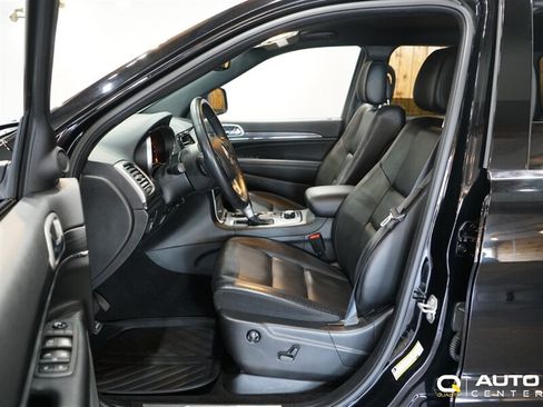 Used 2021 Jeep Grand Cherokee Limited AWD/4WD image 12