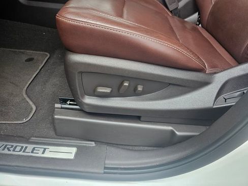 Used 2019 Chevrolet Tahoe Premier AWD/4WD image 20