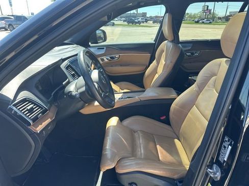 Used 2016 Volvo XC90 T6 image 6