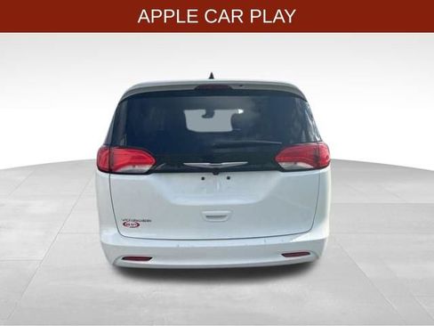 Used 2023 Chrysler Voyager LX FWD image 6