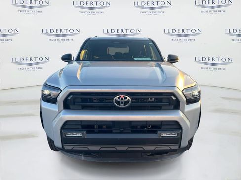 Used 2025 Toyota 4Runner SR5 image 3