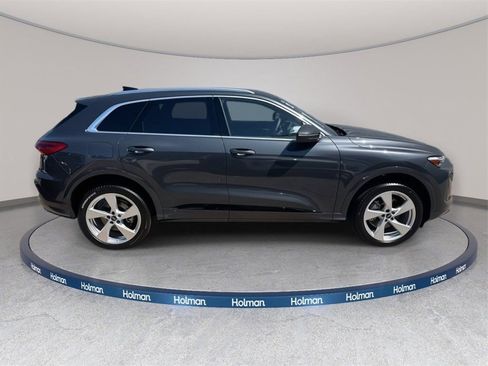 Used 2025 Audi Q5 2.0T Premium Plus w/ Premium Plus image 4