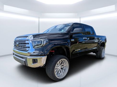 Used 2016 Toyota Tundra SR5 w/ SR5 Upgrade Package image 7