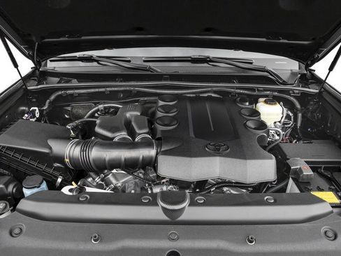 Used 2017 Toyota 4Runner TRD Off-Road image 13