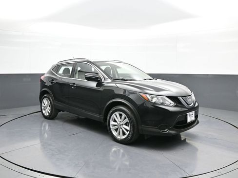 Used 2019 Nissan Rogue Sport SV image 4
