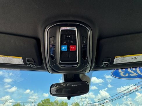 Used 2023 Jeep Grand Cherokee Altitude AWD/4WD image 28