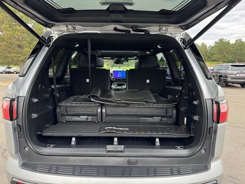 Used 2025 Toyota Sequoia Platinum image 8
