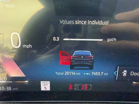 Used 2025 BMW X6 xDrive40i w/ Climate Comfort Package AWD/4WD image 12