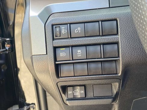 Used 2024 Toyota Tacoma SR5 AWD/4WD image 28