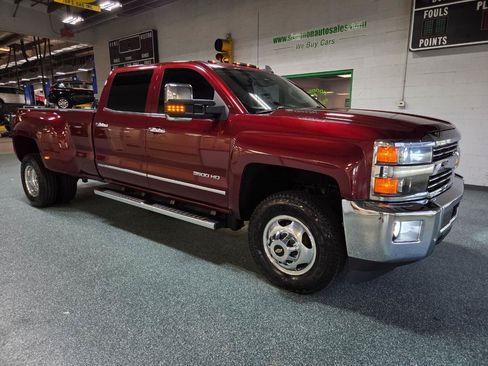 Used 2016 Chevrolet Silverado 3500 LTZ w/ Duramax Plus Package AWD/4WD image 5
