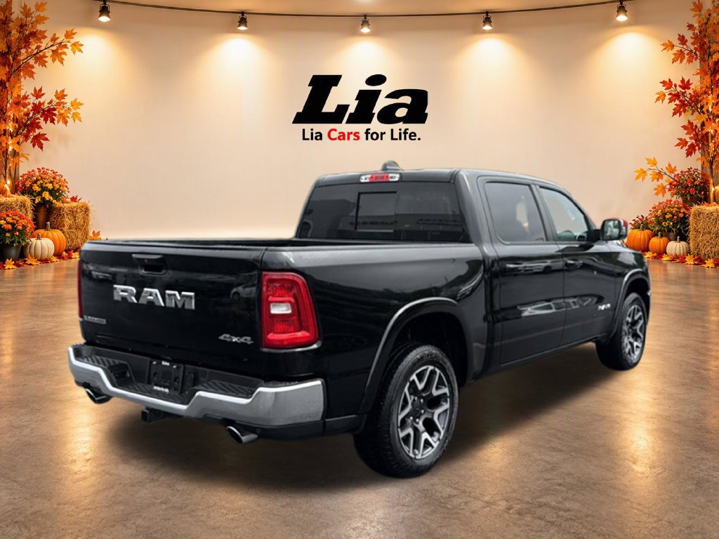 Used 2026 RAM 1500 Laramie AWD/4WD image 3