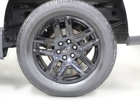 Certified 2020 Chevrolet Silverado 1500 Custom w/ Rally Edition AWD/4WD image 22