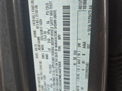 Certified 2021 Ford Escape SE image 31